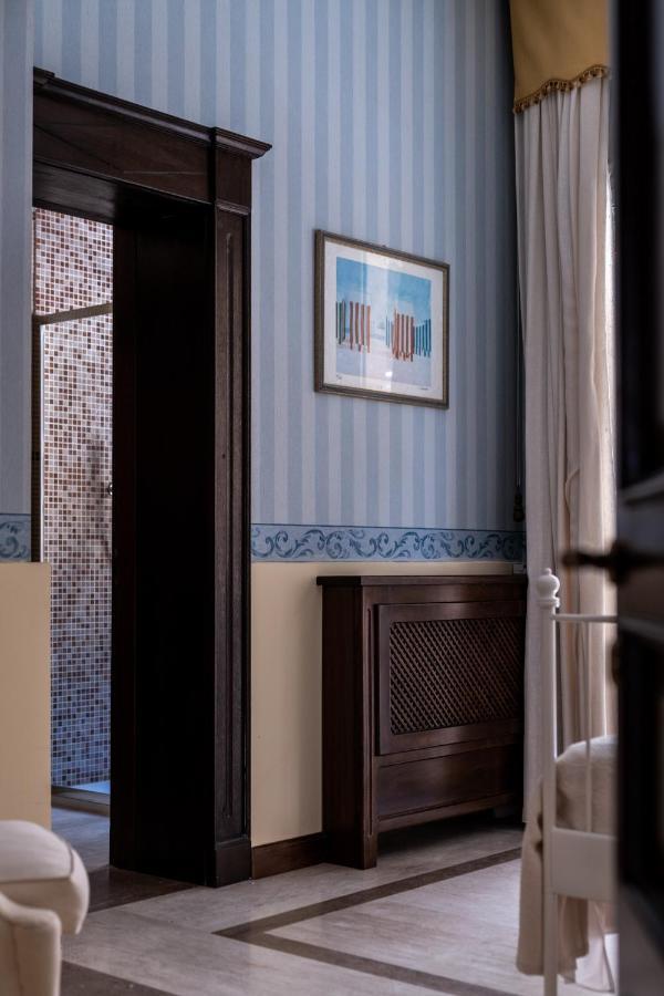 Palazzo Chiara Hotel Cagliari Buitenkant foto